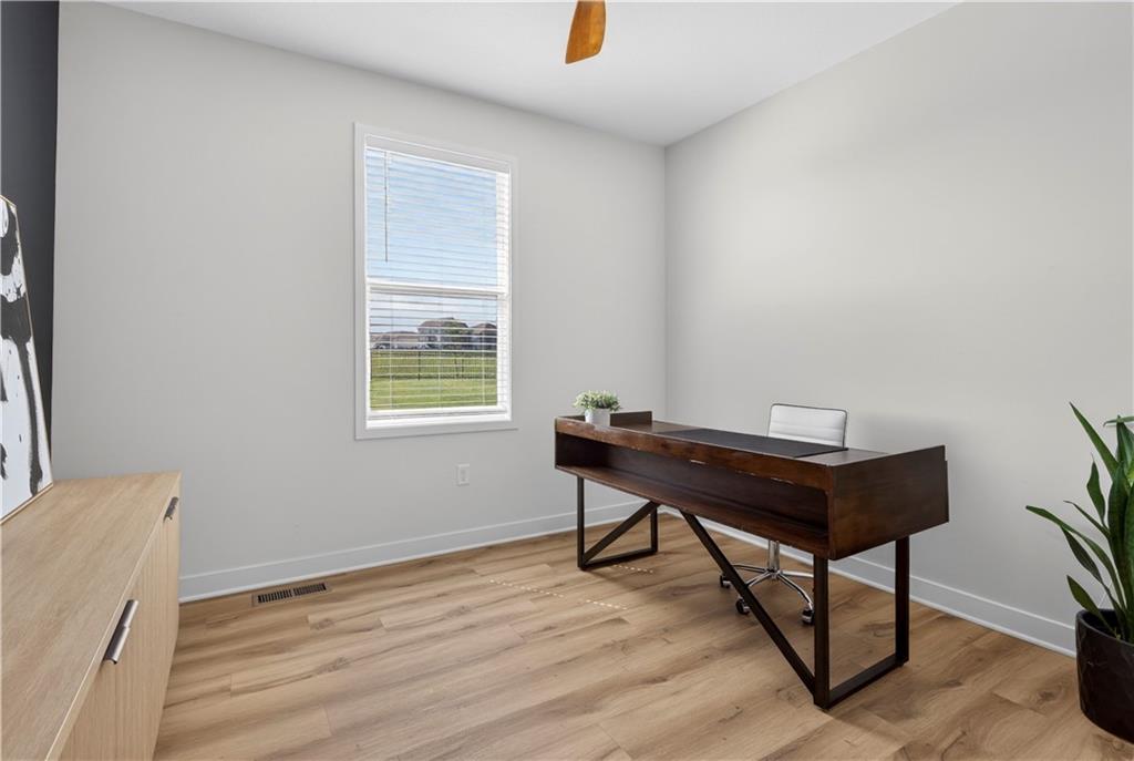 18702 Theden Street Spring Hill, KS 66083 - Photo 26 of 69