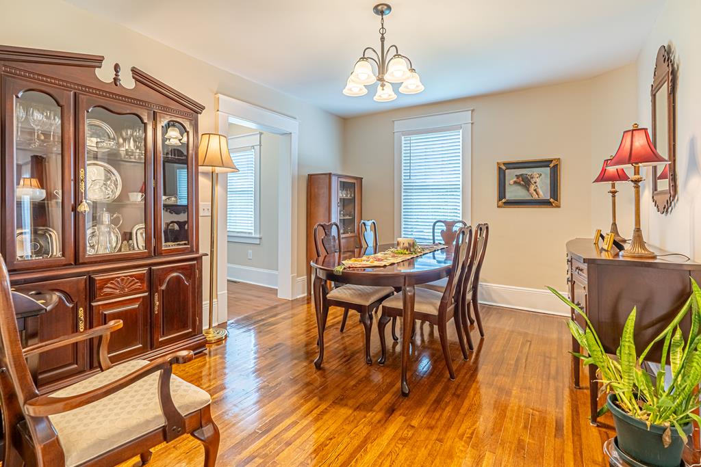 828 Colonial Road Southwest Abingdon, VA 24210 - Photo 31 of 63 Gallery Image 31