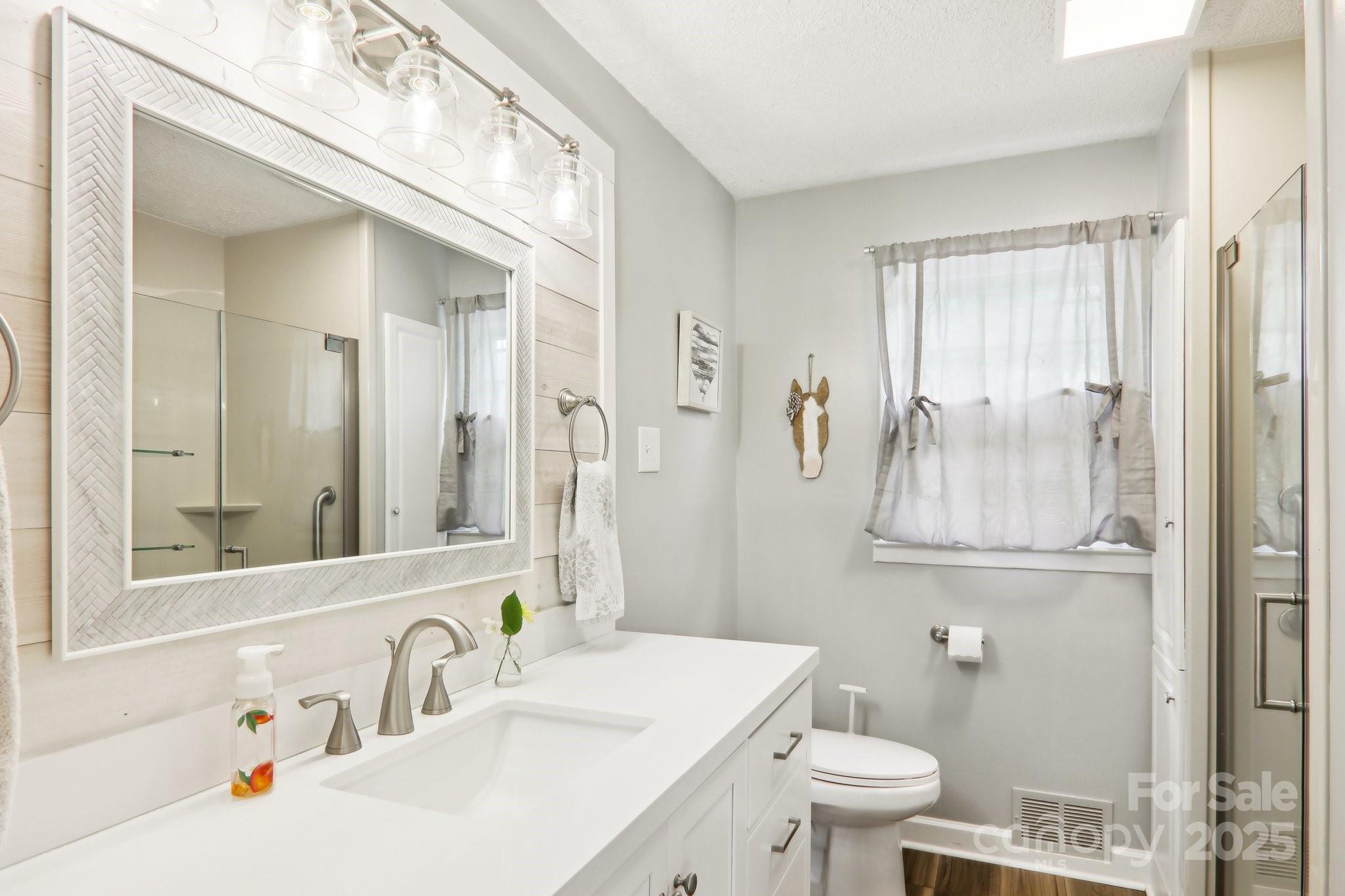 68 Broyles Road Hendersonville, NC 28791 - Photo 27 of 48 Gallery Image 27