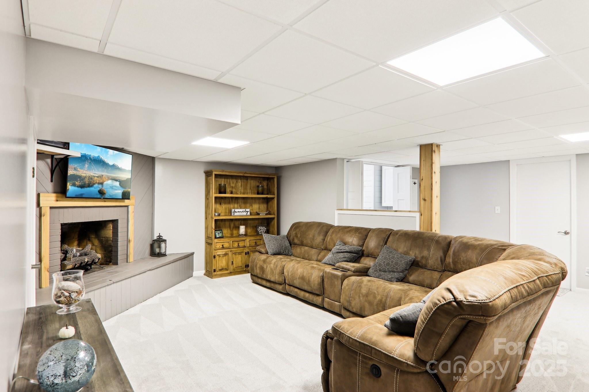 68 Broyles Road Hendersonville, NC 28791 - Photo 29 of 48 Gallery Image 29