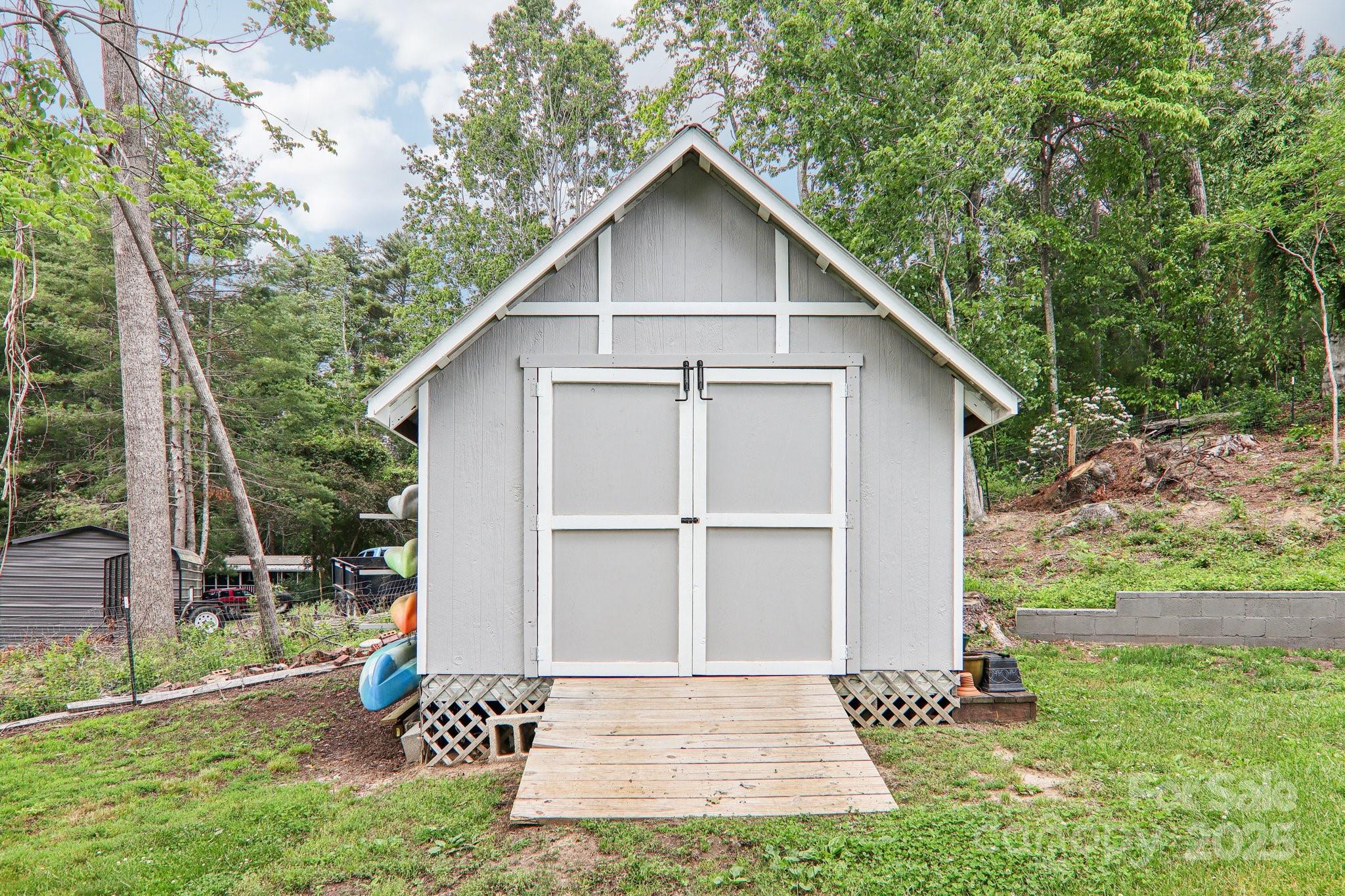 68 Broyles Road Hendersonville, NC 28791 - Photo 38 of 48 Gallery Image 38