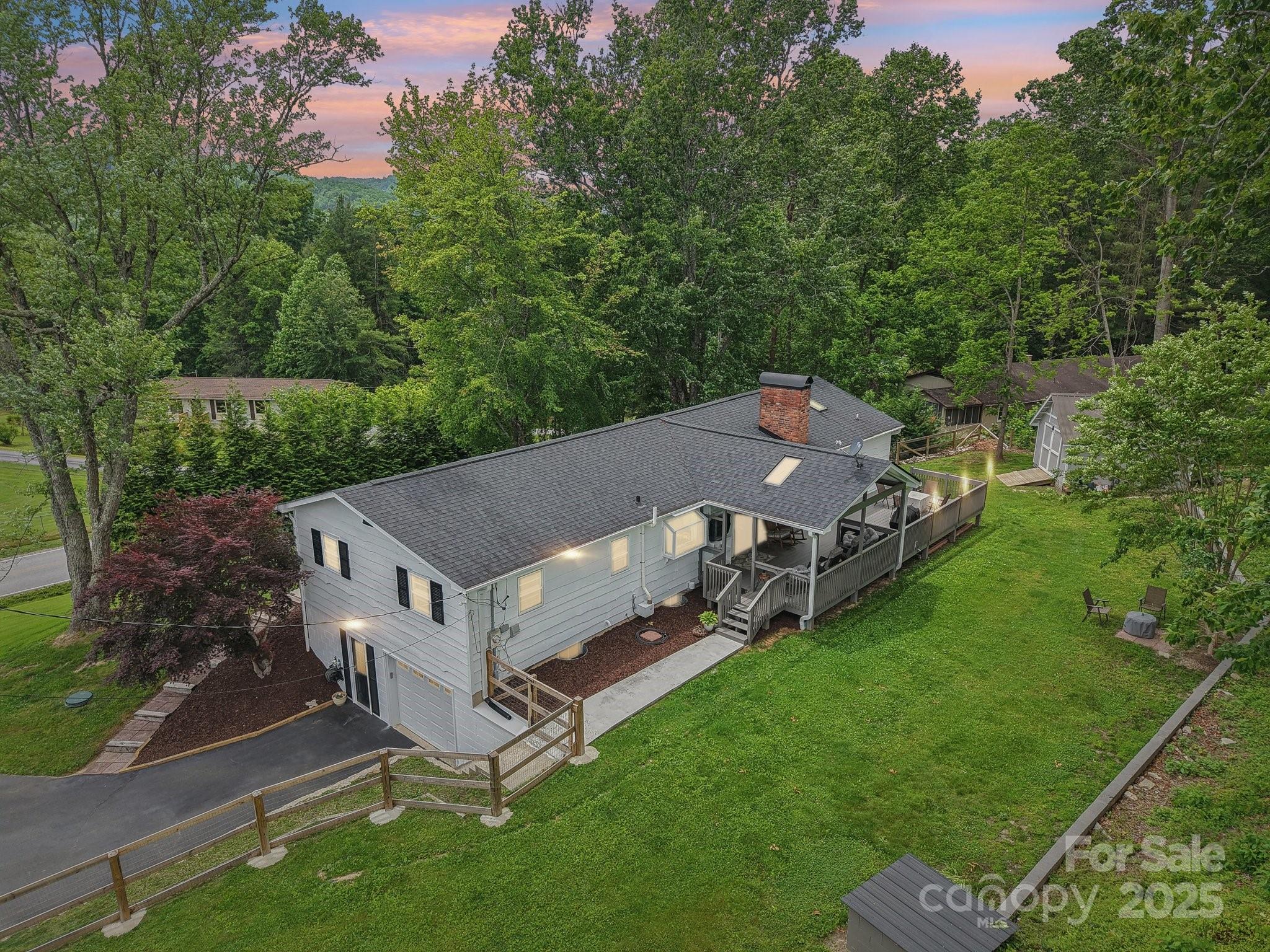 68 Broyles Road Hendersonville, NC 28791 - Photo 39 of 48 Gallery Image 39