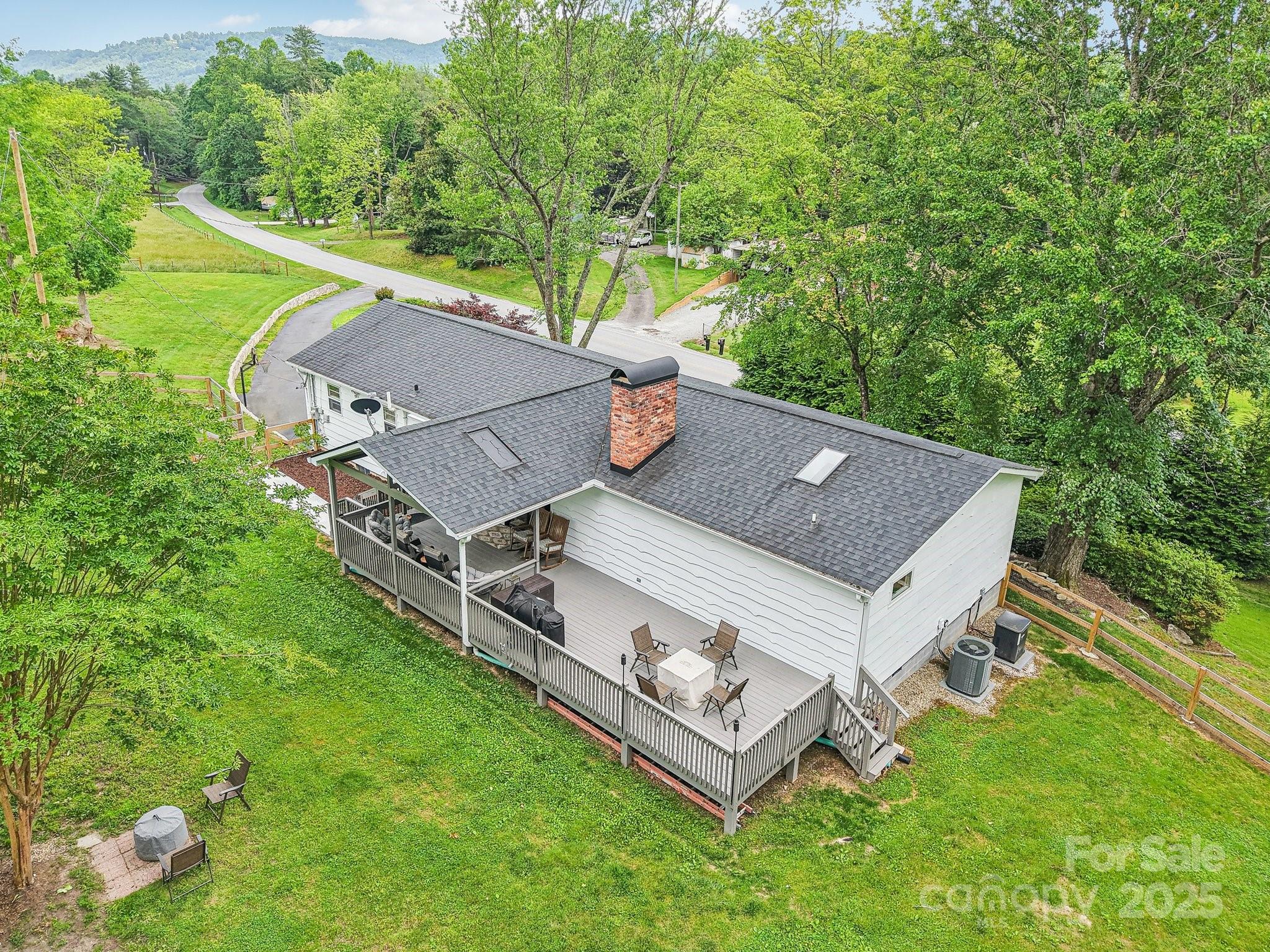 68 Broyles Road Hendersonville, NC 28791 - Photo 45 of 48 Gallery Image 45