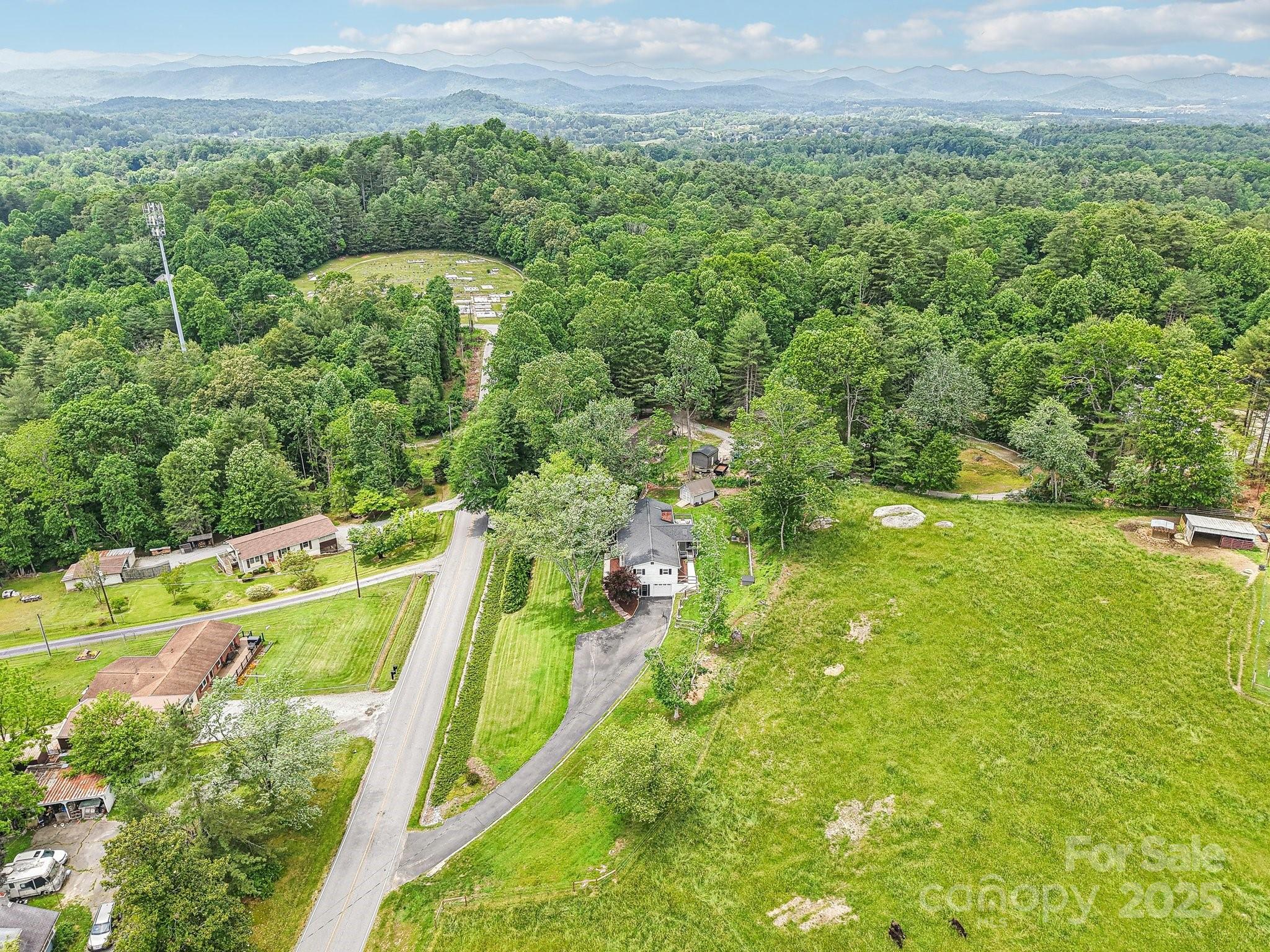 68 Broyles Road Hendersonville, NC 28791 - Photo 47 of 48 Gallery Image 47