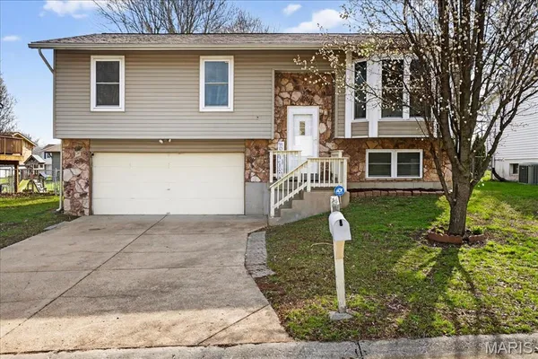 $215,000 | 5856 Parkside Place, Imperial, MO 63052