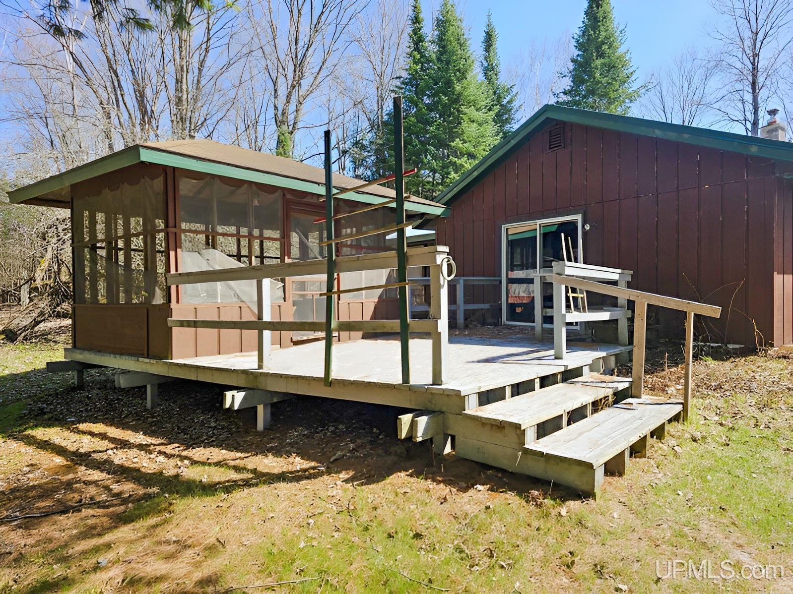 9546 Chvala Road Manistique, MI 49854 - Photo 3 of 47 Gallery Image 3