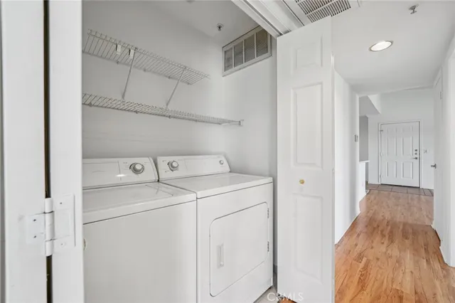 $438,500 | 1995 Las Colinas Circle, Unit 307, Corona, CA 92879