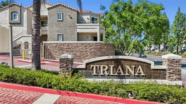 $438,500 | 1995 Las Colinas Circle, Unit 307, Corona, CA 92879