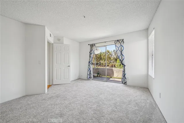 $438,500 | 1995 Las Colinas Circle, Unit 307, Corona, CA 92879