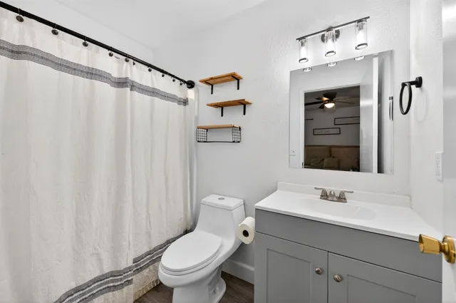 $365,000 | 2035 West Oriole Avenue, Visalia, CA 93291