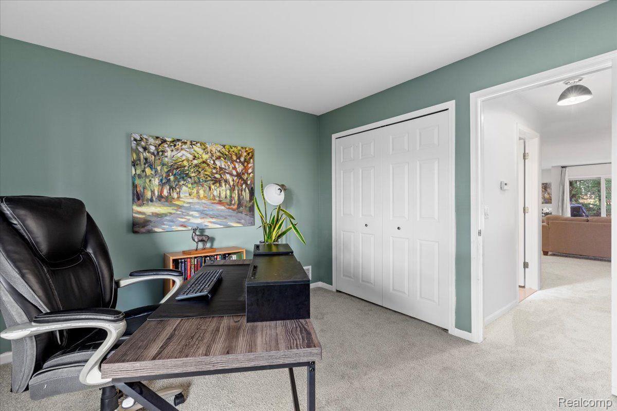 1695 Huntington Park, Unit A Rochester, MI 48309 - Photo 28 of 51 Gallery Image 28