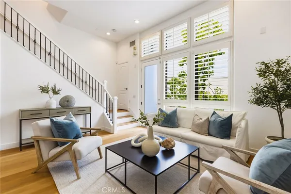 $986,000 | 5401 West 149th Place, Unit 13, Hawthorne, CA 90250