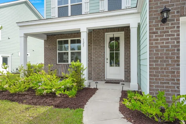 $3,150 | 123 Cherry Grv Drive, Summerville, SC 29483