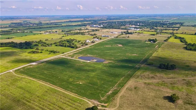 $512,000 | Southeast 60th Road, Golden City, MO 64748