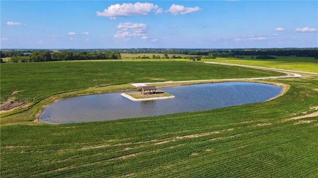 $512,000 | Southeast 60th Road, Golden City, MO 64748