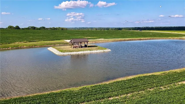 $512,000 | Southeast 60th Road, Golden City, MO 64748