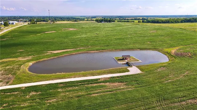 $512,000 | Southeast 60th Road, Golden City, MO 64748
