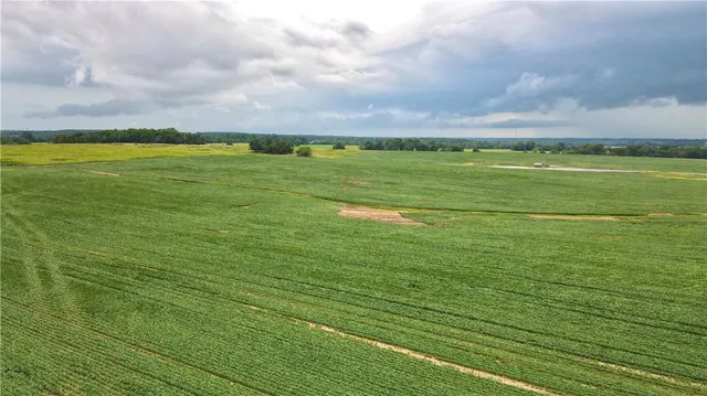 $512,000 | Southeast 60th Road, Golden City, MO 64748