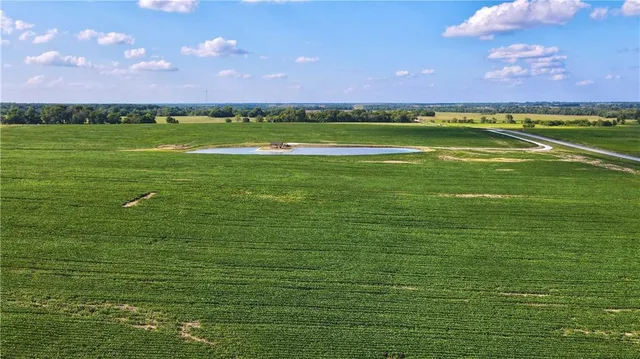 $512,000 | Southeast 60th Road, Golden City, MO 64748