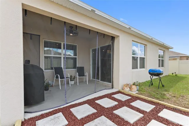 a view of a dinning room and dining room