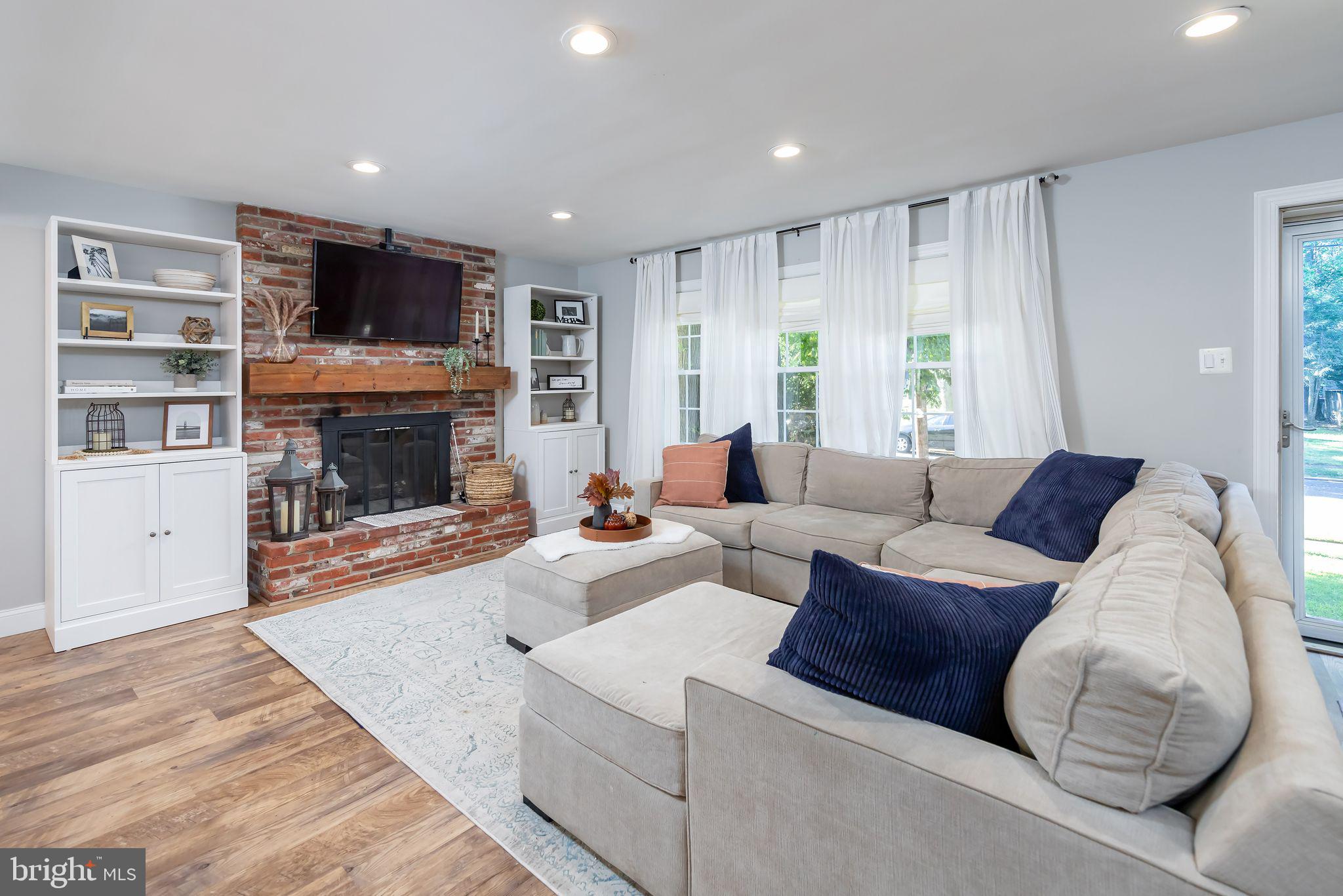 1213 Oakwood Road Haddonfield, NJ 08033 - Photo 4 of 24