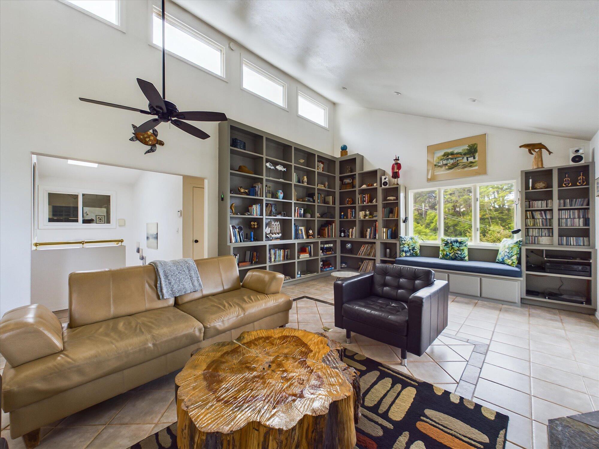 865 Beach Road Whitethorn, CA 95589 - Photo 14 of 60