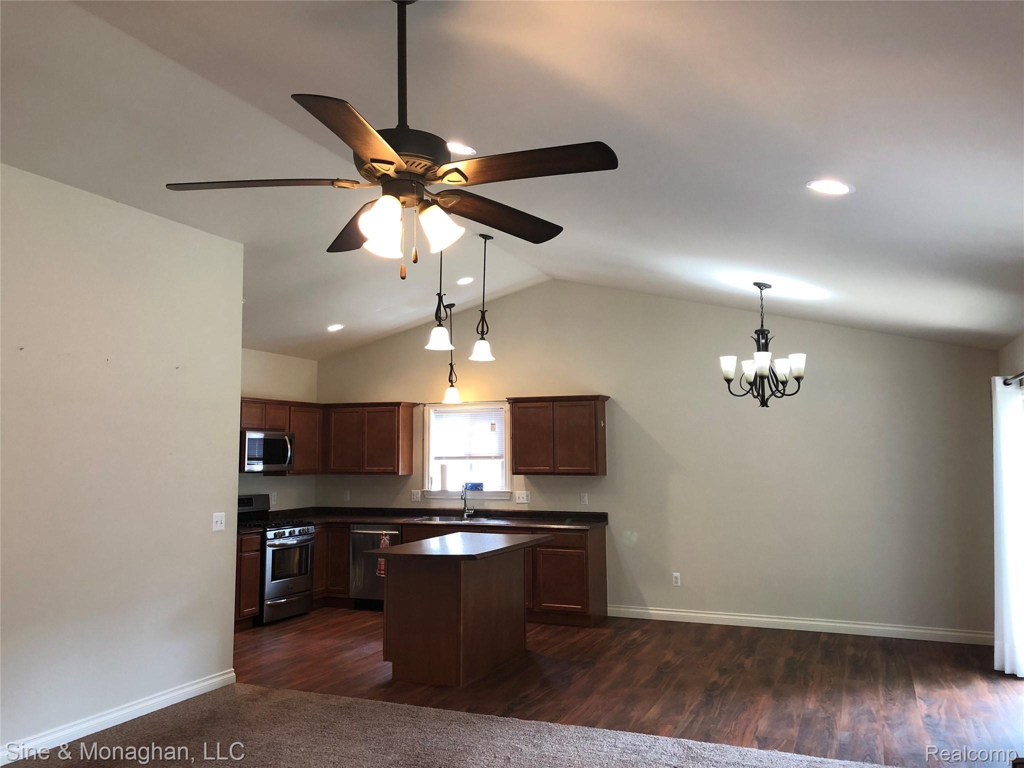 9526 Amy Road Algonac, MI 48001 - Photo 6 of 39 6.JPG