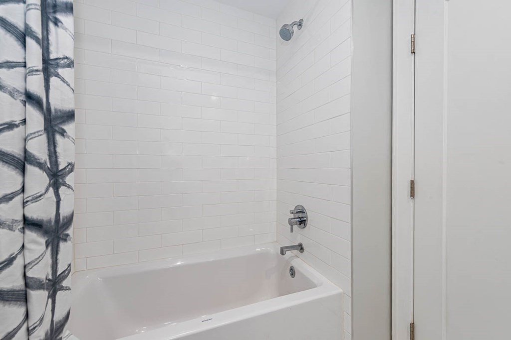 105 Winthrop Road, Unit 2 Brookline, MA 02445 - Photo 25 of 31