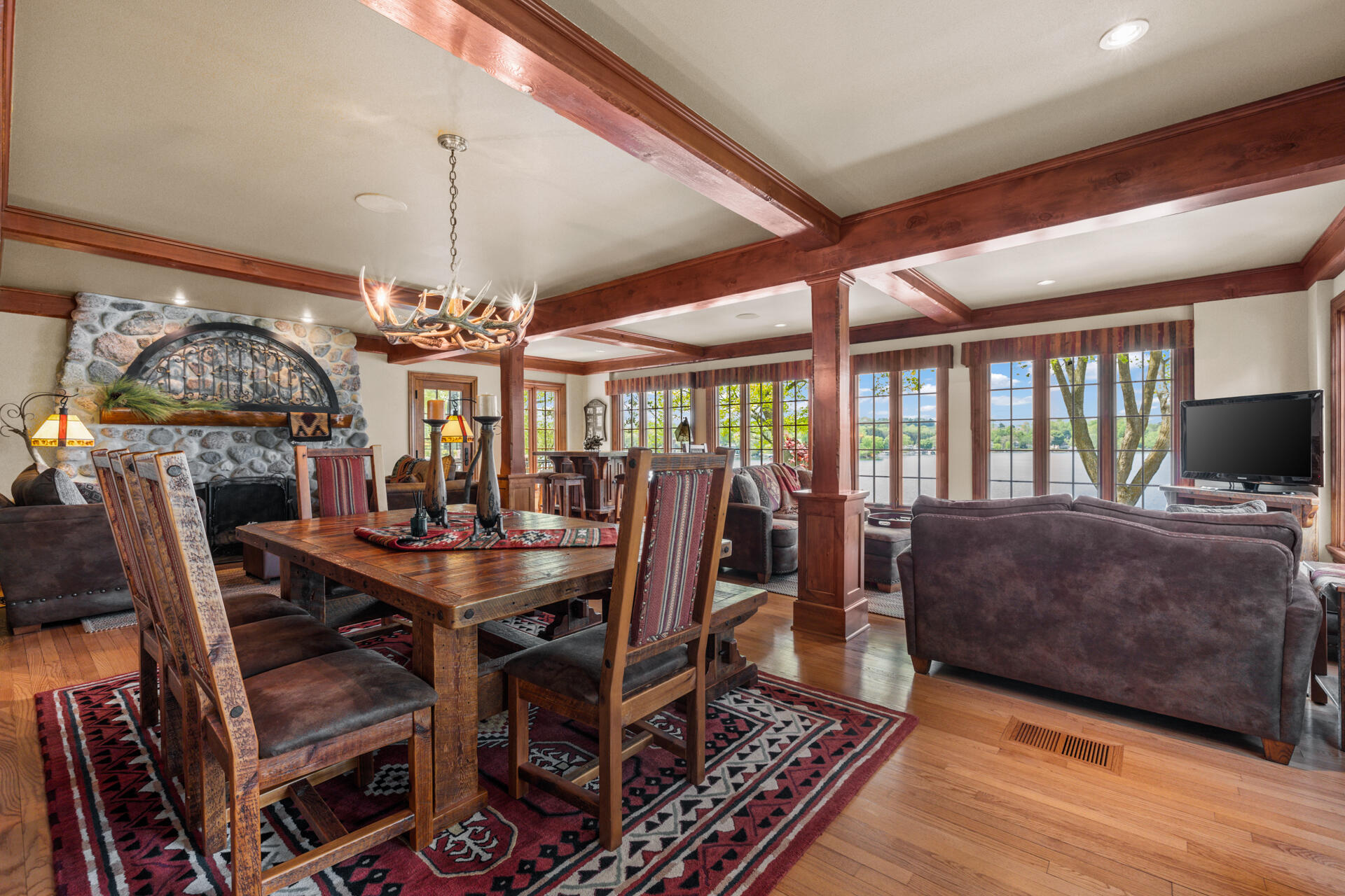 4664 Fontana Road Slinger, WI 53086 - Photo 26 of 54 2-Interior_4664 Fontana Rd
