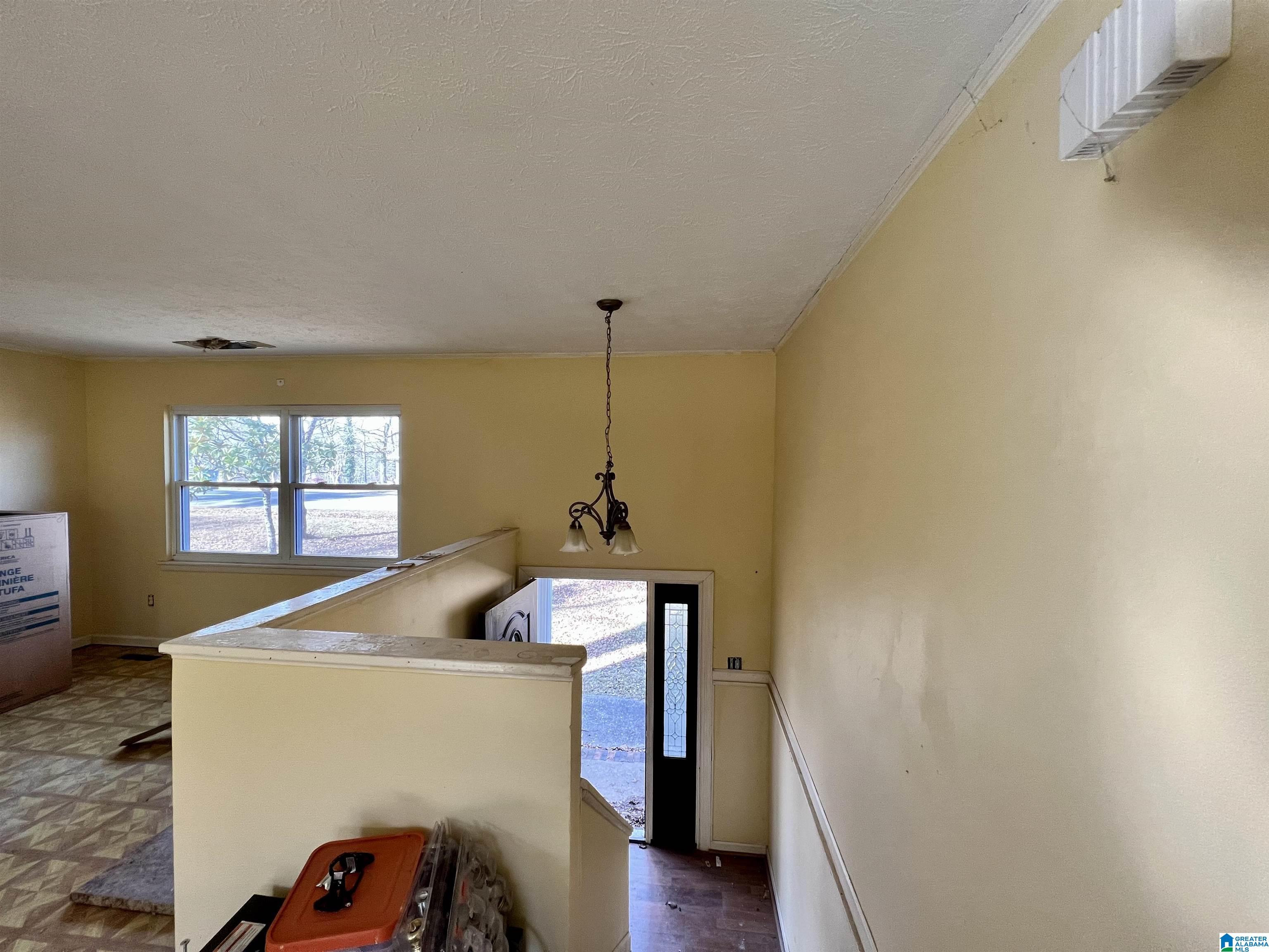 593 Center Point Road Sylacauga, AL 35151 - Photo 9 of 28 Gallery Image 9