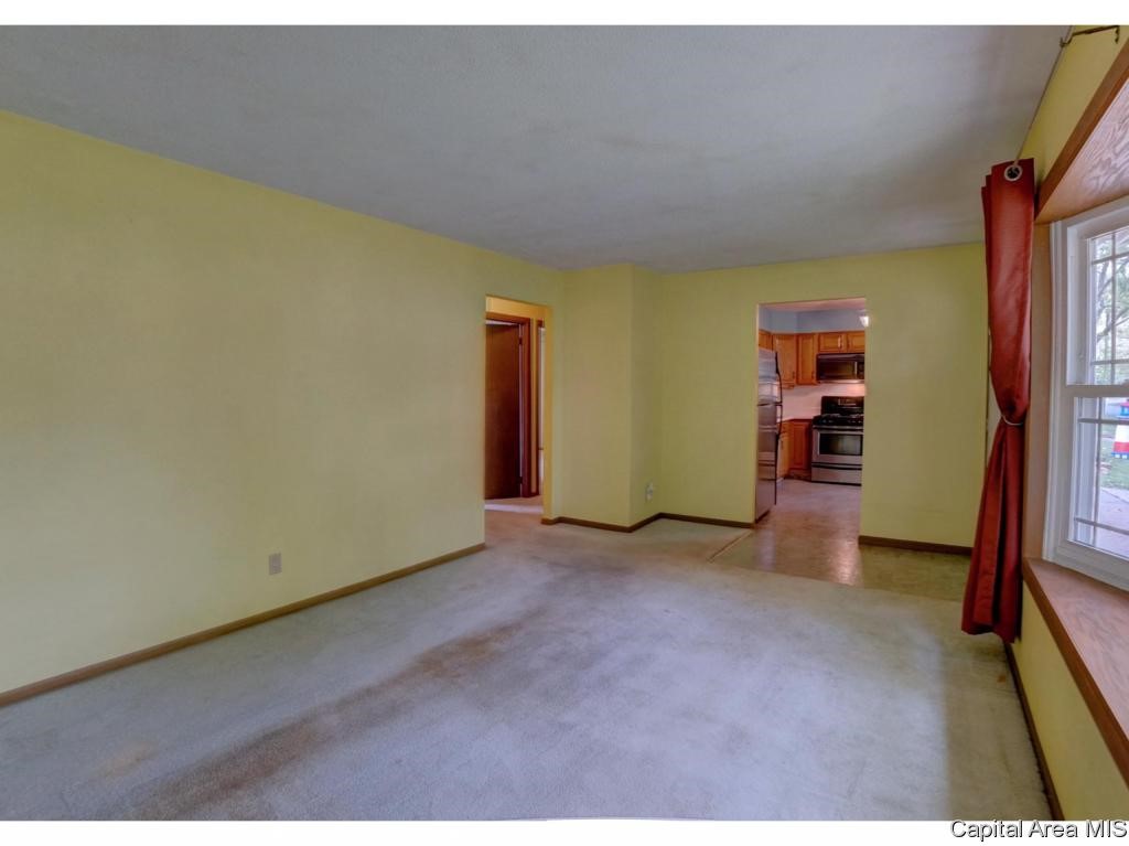 1833 North Albany Street Springfield, IL 62702 - Photo 11 of 36 Gallery Image 11