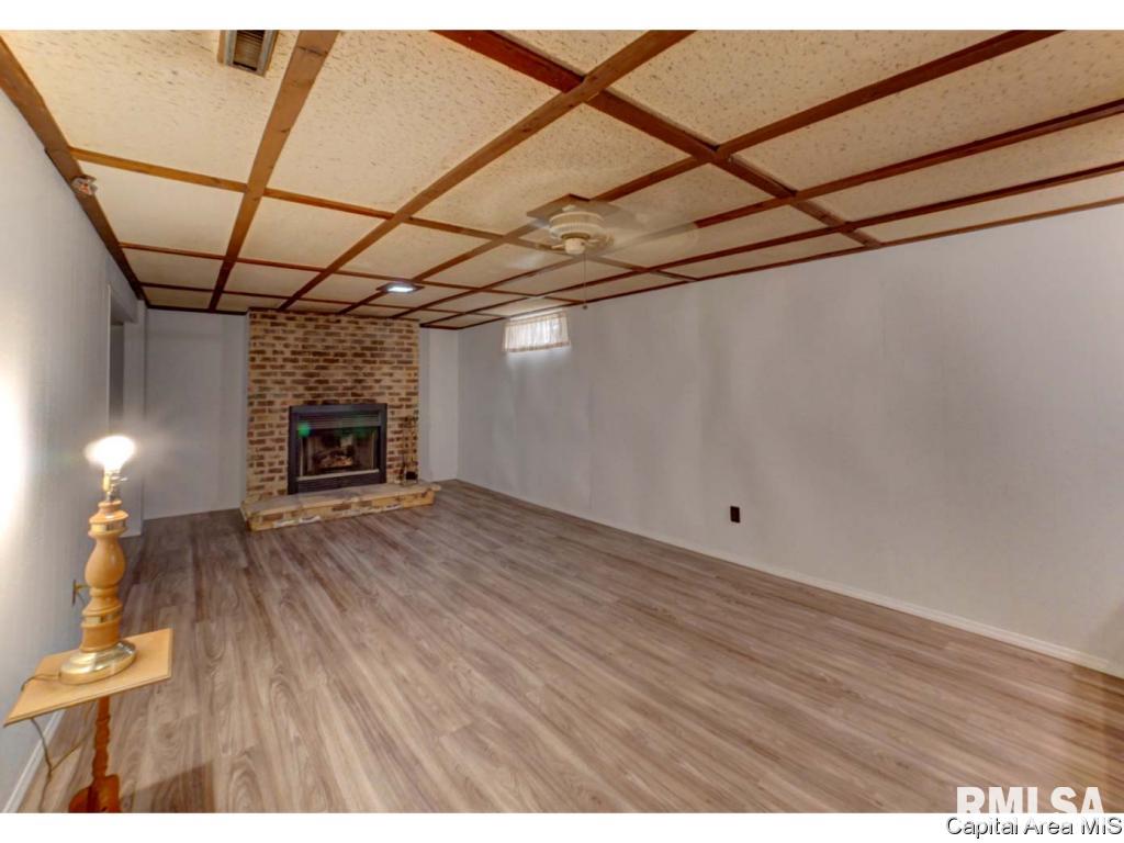 1833 North Albany Street Springfield, IL 62702 - Photo 32 of 36 Gallery Image 32