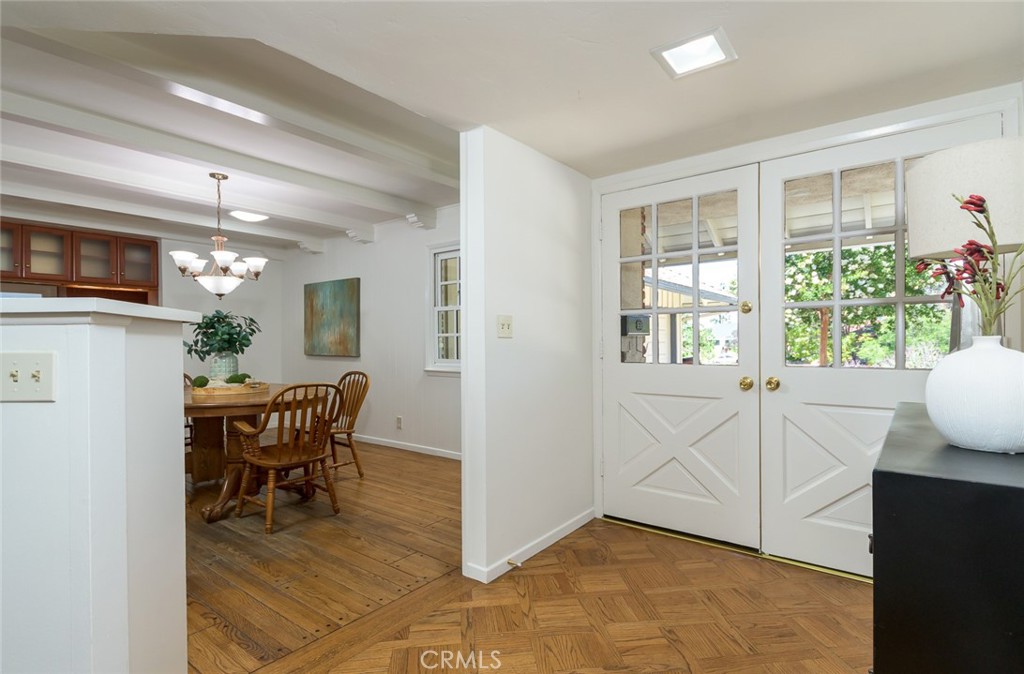 2220 Silver Tree Road Claremont, CA 91711 - Photo 6 of 74
