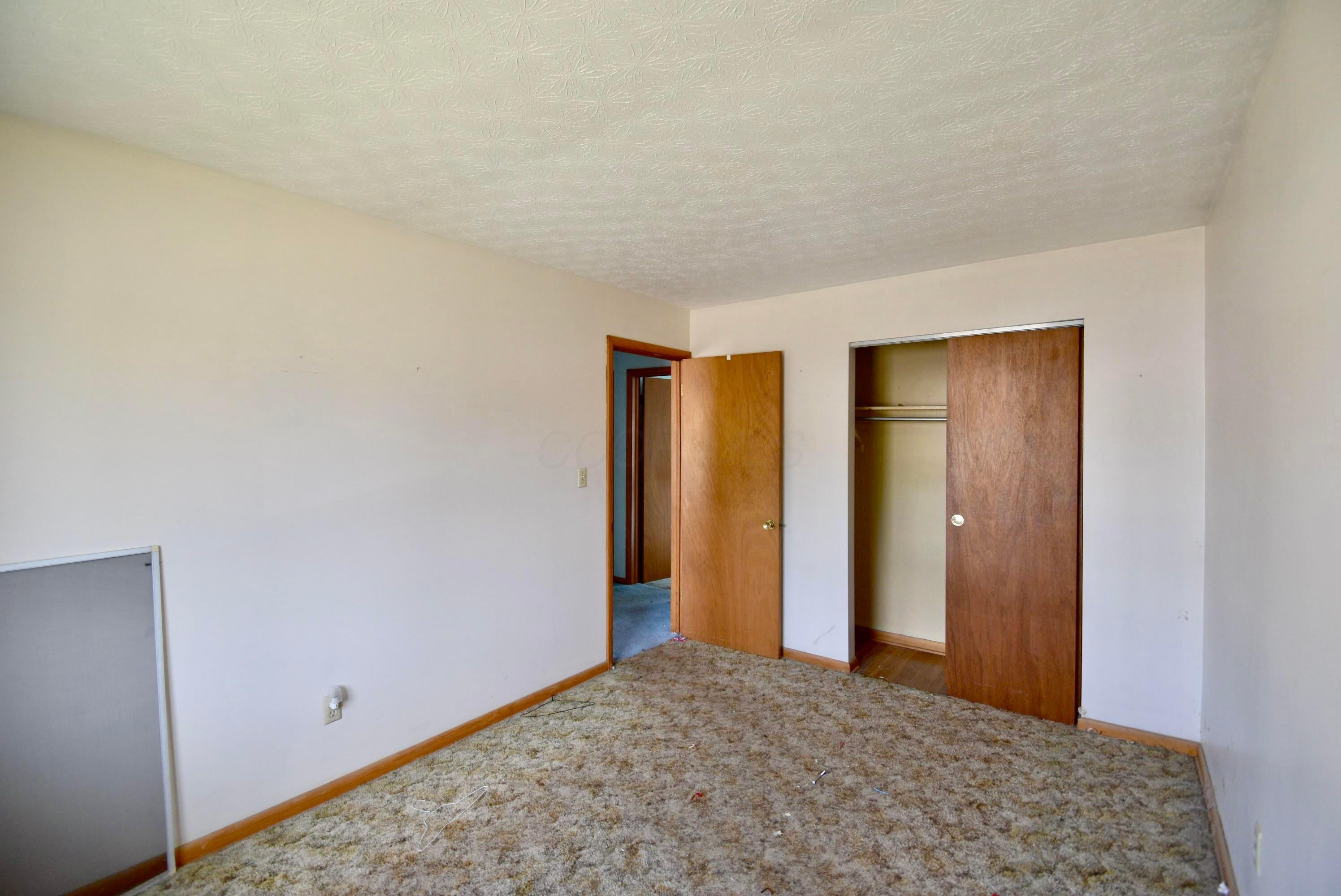5789 Riverton Road Columbus, OH 43232 - Photo 27 of 30 DSC_2277