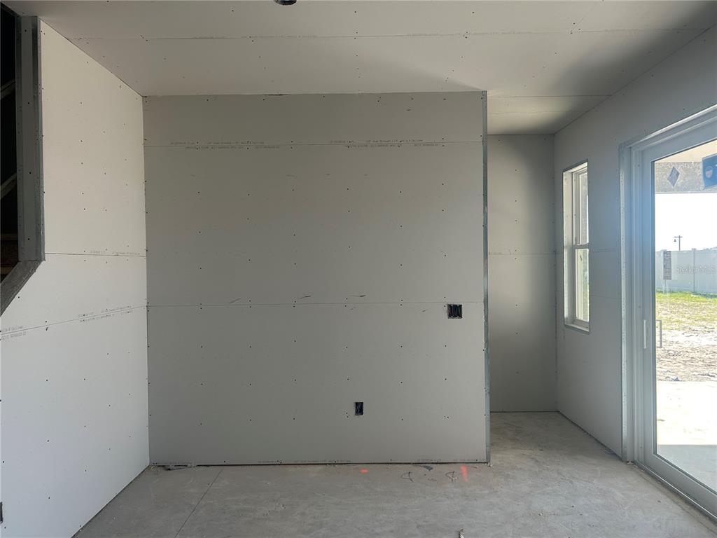 10123 Hidden Hammock Loop Parrish, FL 34221 - Photo 11 of 32 a view of room with window
