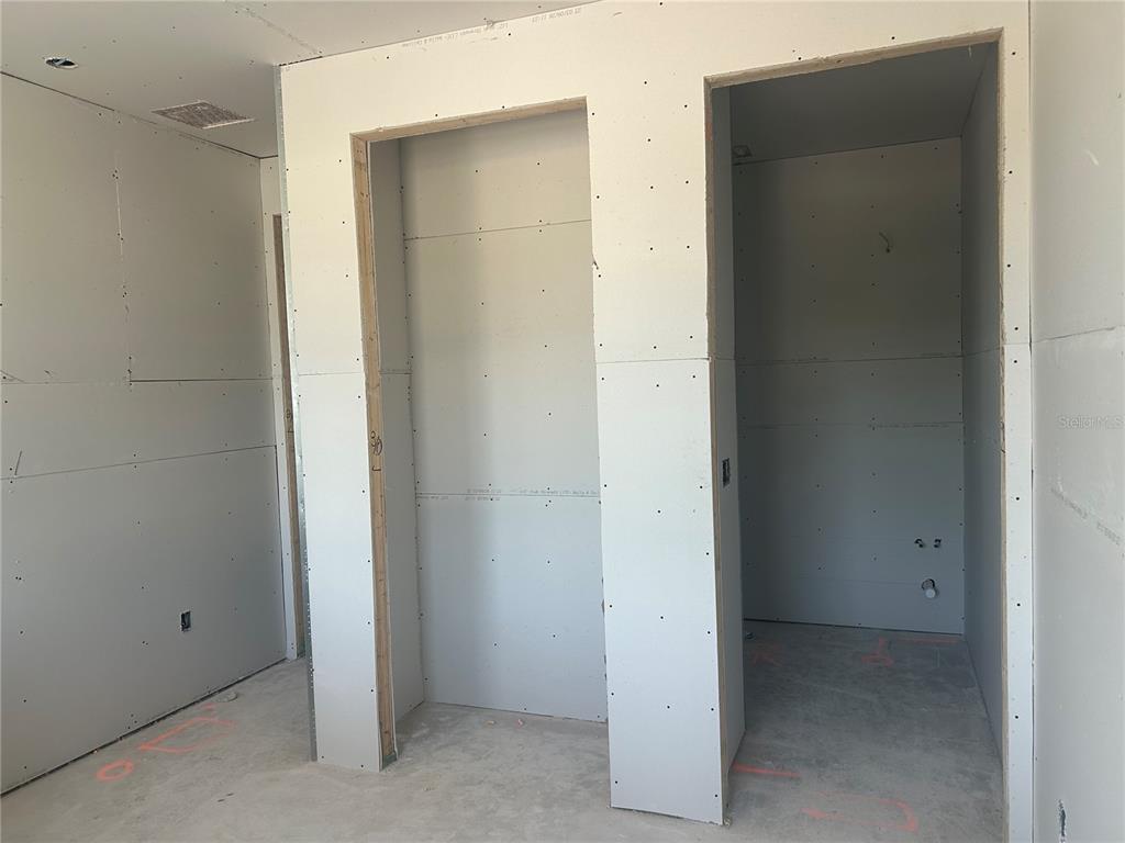 10123 Hidden Hammock Loop Parrish, FL 34221 - Photo 22 of 32 a view of an empty room