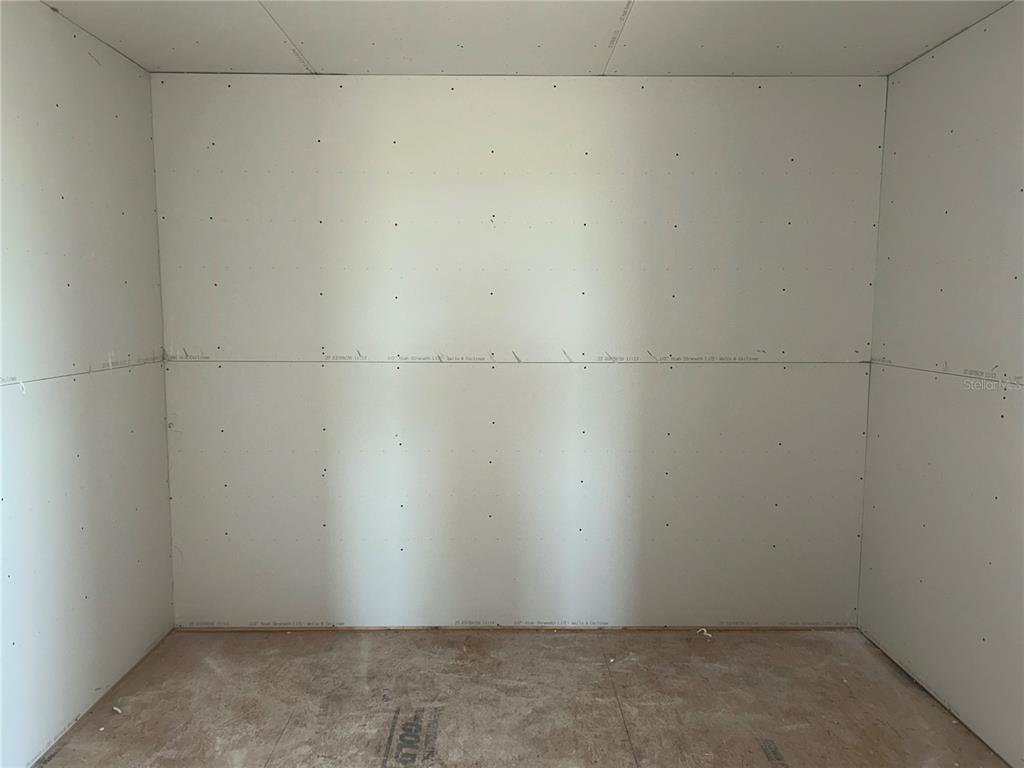 10123 Hidden Hammock Loop Parrish, FL 34221 - Photo 28 of 32 a view of a room