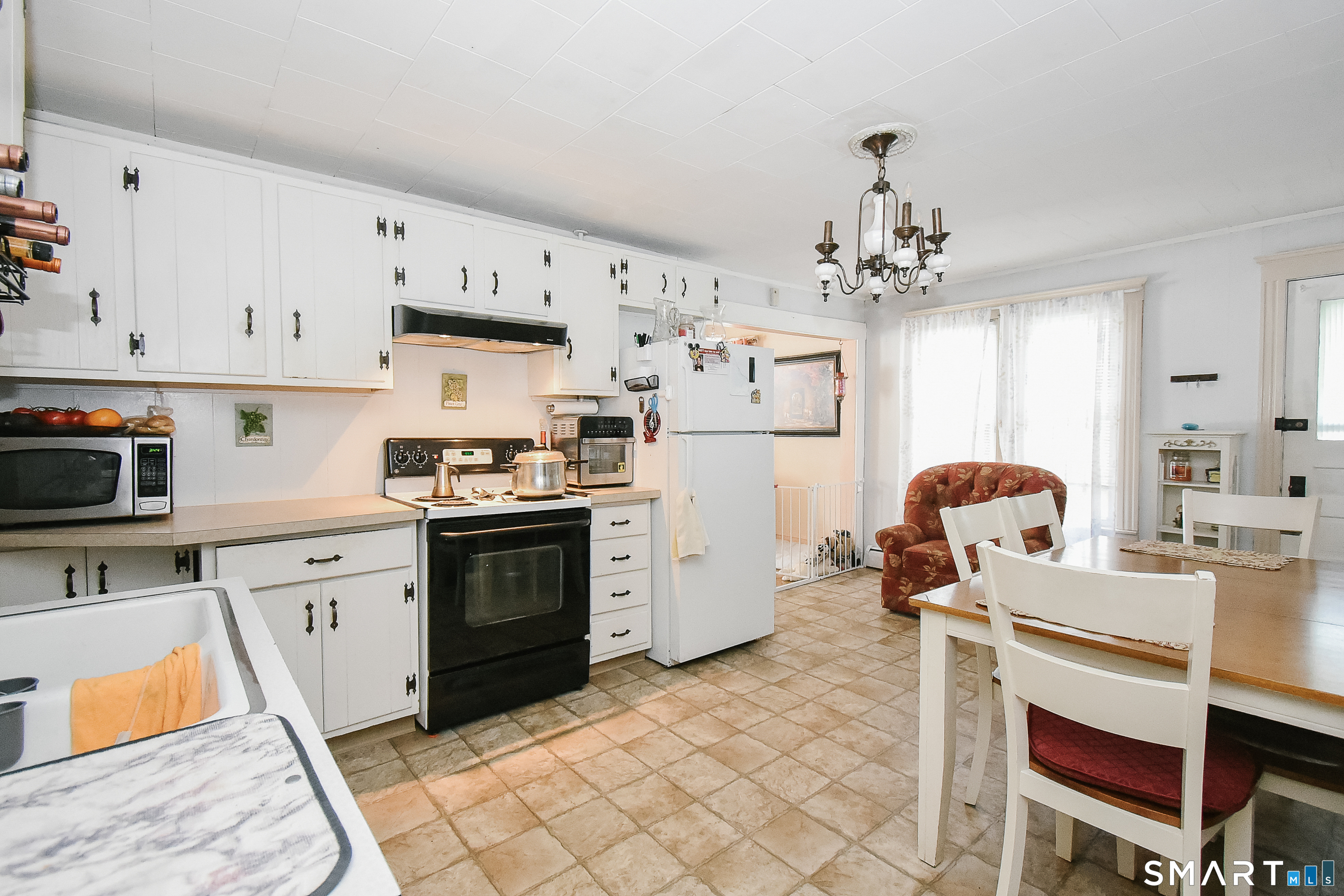 17 Kinney Street Torrington, CT 06790 - Photo 2 of 29