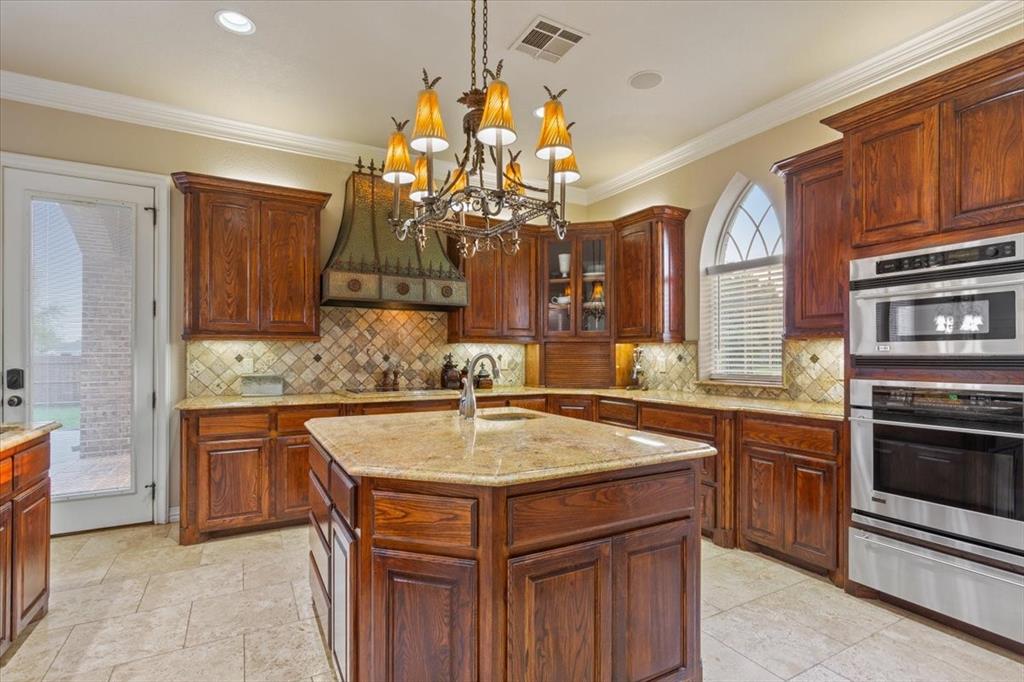 7 Lone Star Drive Waco, TX 76708 - Photo 13 of 40