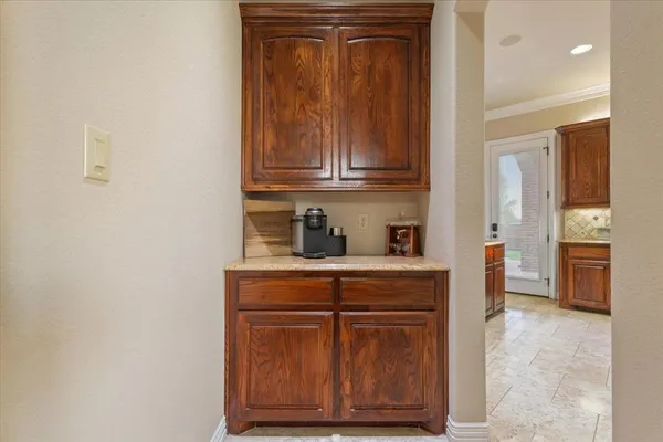 $975,000 | 7 Lone Star Drive, Waco, TX 76708