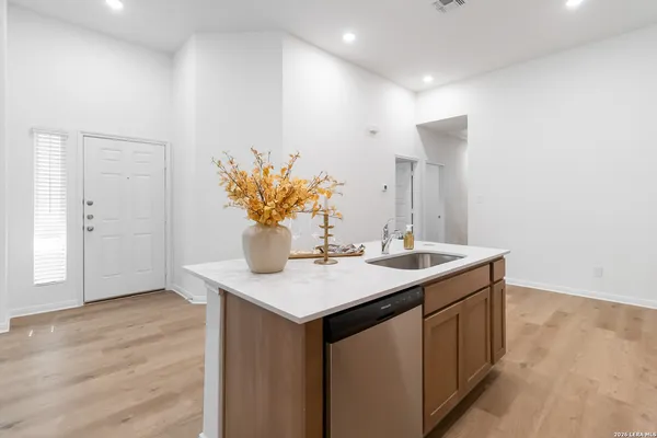 $1,645 | 5119 Cindy Branch, Unit 1, San Antonio, TX 78253