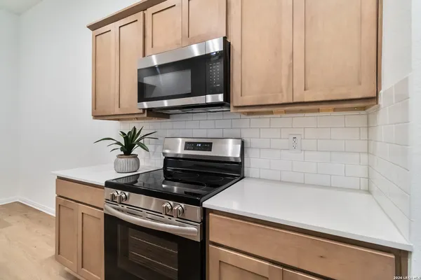 $1,645 | 5119 Cindy Branch, Unit 1, San Antonio, TX 78253