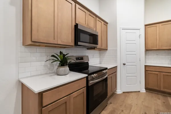 $1,645 | 5119 Cindy Branch, Unit 1, San Antonio, TX 78253