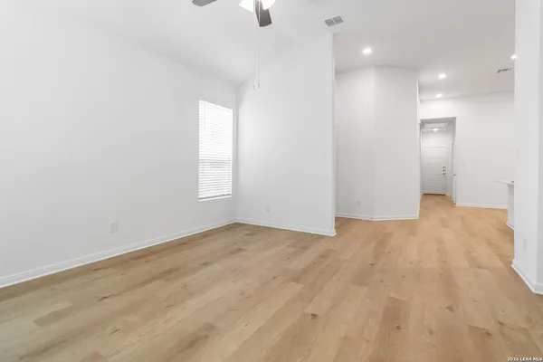 $1,645 | 5119 Cindy Branch, Unit 1, San Antonio, TX 78253