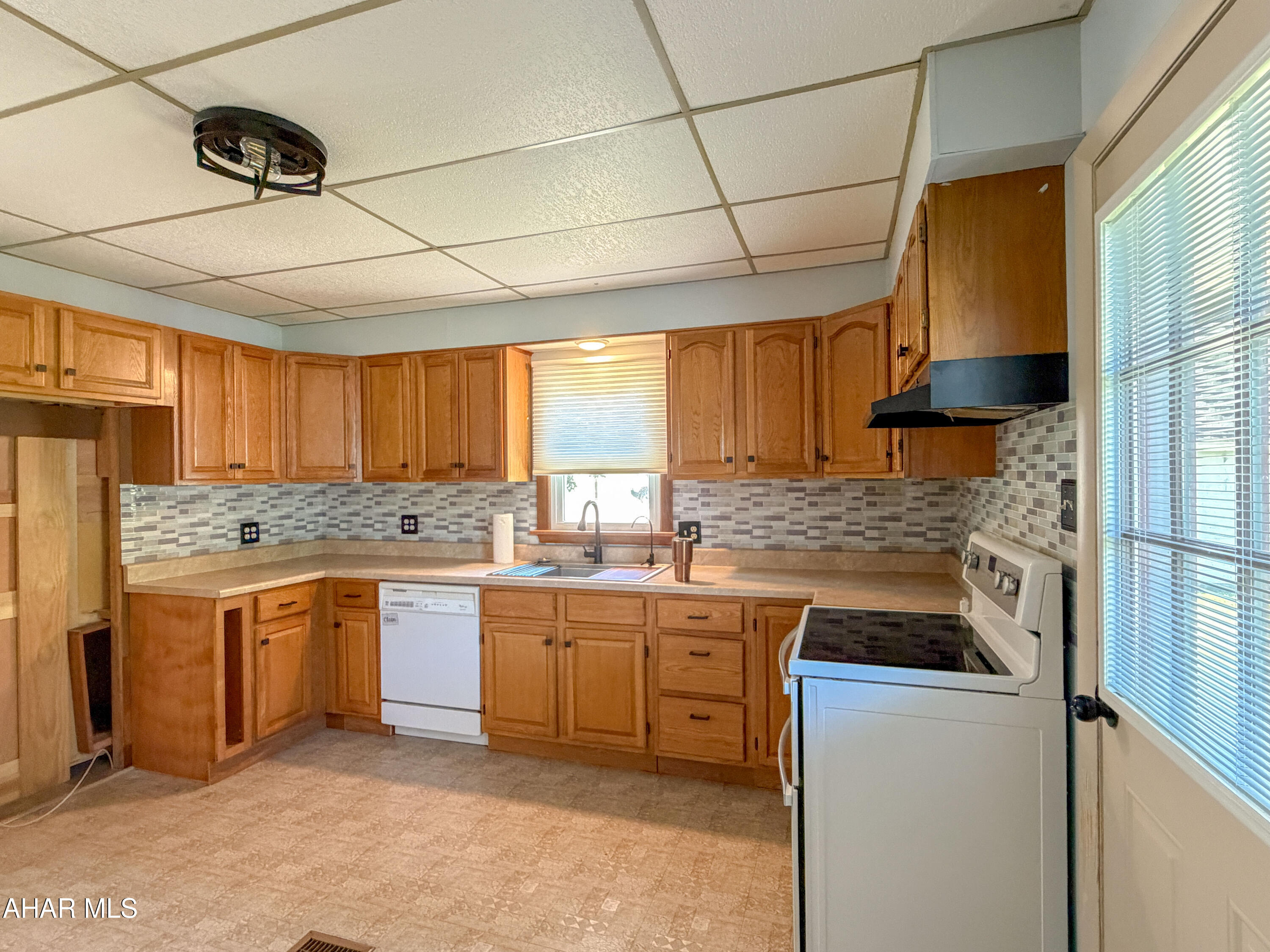 2391 Raystown Road Everett, PA 15537 - Photo 8 of 61