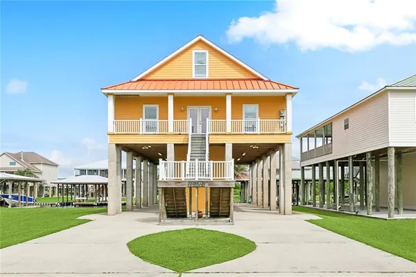 $750,000 | 2424 Fort Beauregard Boulevard, St. Bernard, LA 70085