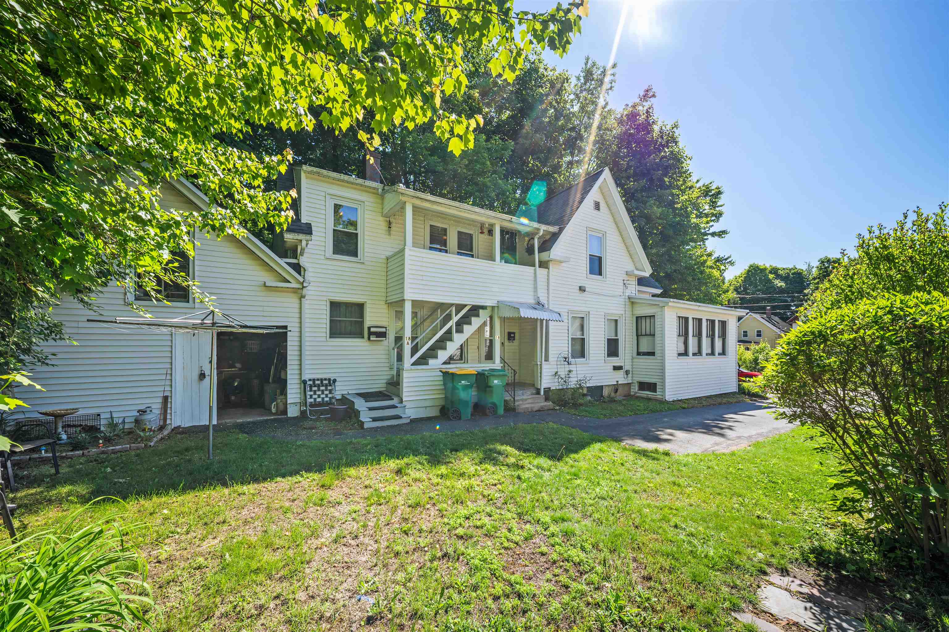 18 Morton Avenue Rochester, NH 03867 - Photo 3 of 32