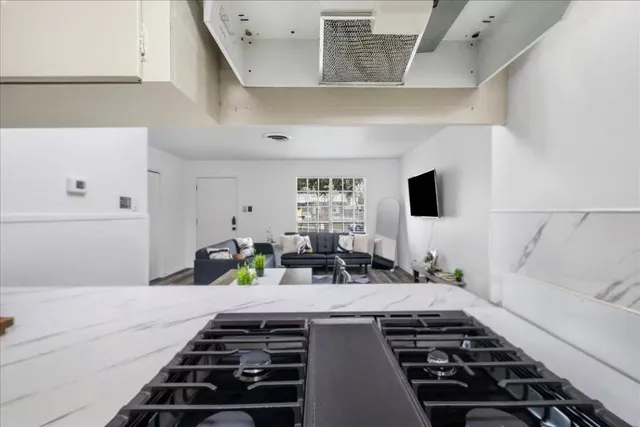 $3,200 | 3007 Burning Oak Drive, Austin, TX 78704