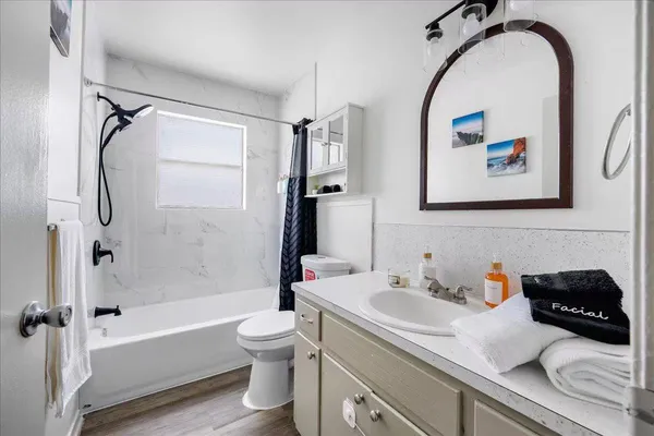 $1,999 | 3007 Burning Oak Drive, Austin, TX 78704