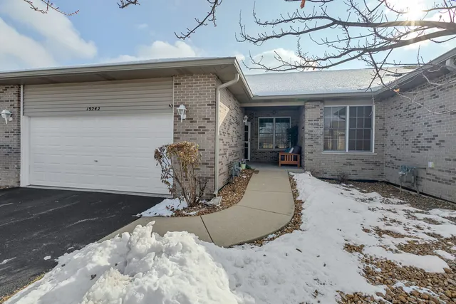 $353,900 | 19242 104th Avenue, Mokena, IL 60448